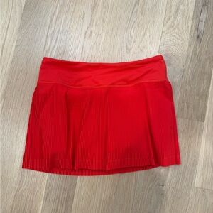 Red lululemon skirt